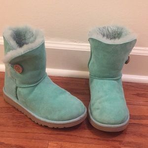 KIDS UGG BLUE BOOTS